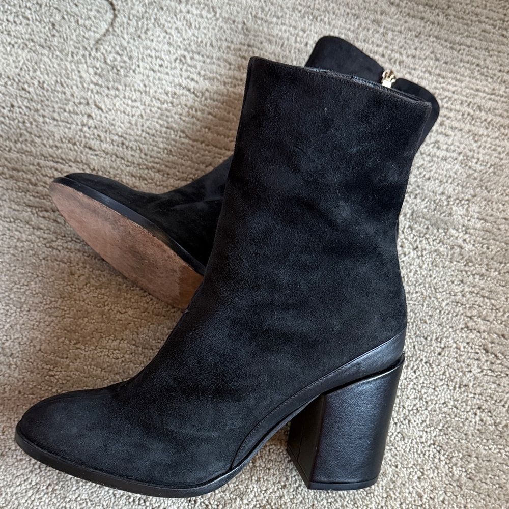 Dear Frances Black Heeled Boots